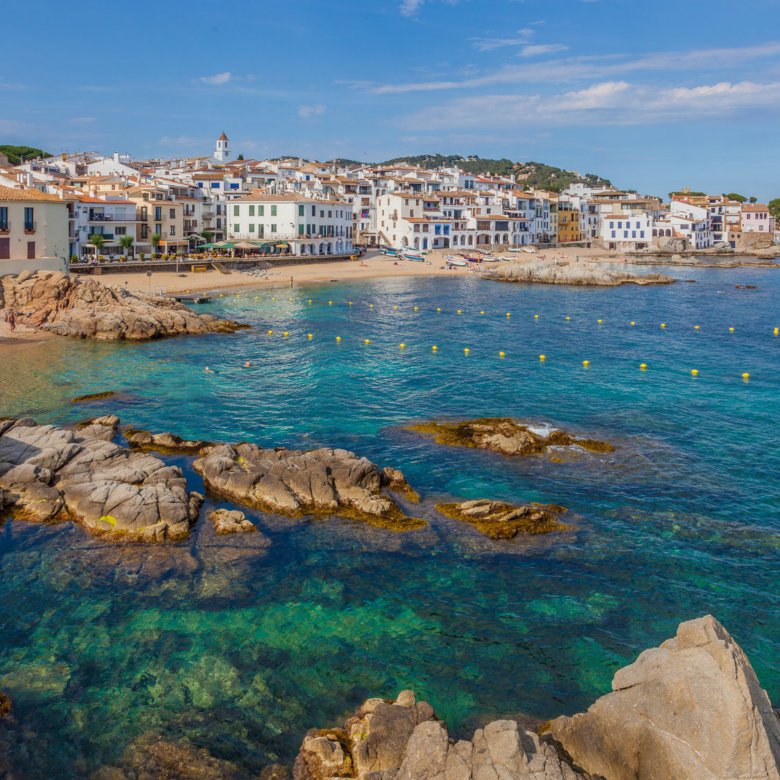 Inmuebles de lujo en la Costa BravaInversión exclusiva y estilo de vida mediterráneo